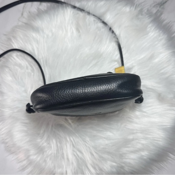 Loewe Black Leather Crossbody Bag with Textured Finish - Picture 5 of 15